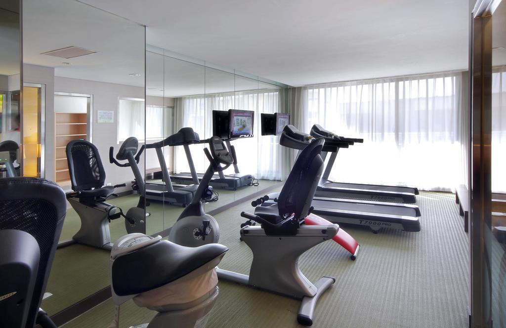 Park City Hotel Central Đài Trung Ngoại thất bức ảnh