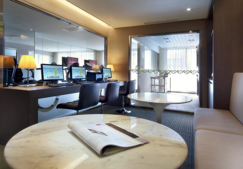 Park City Hotel Central Đài Trung Ngoại thất bức ảnh