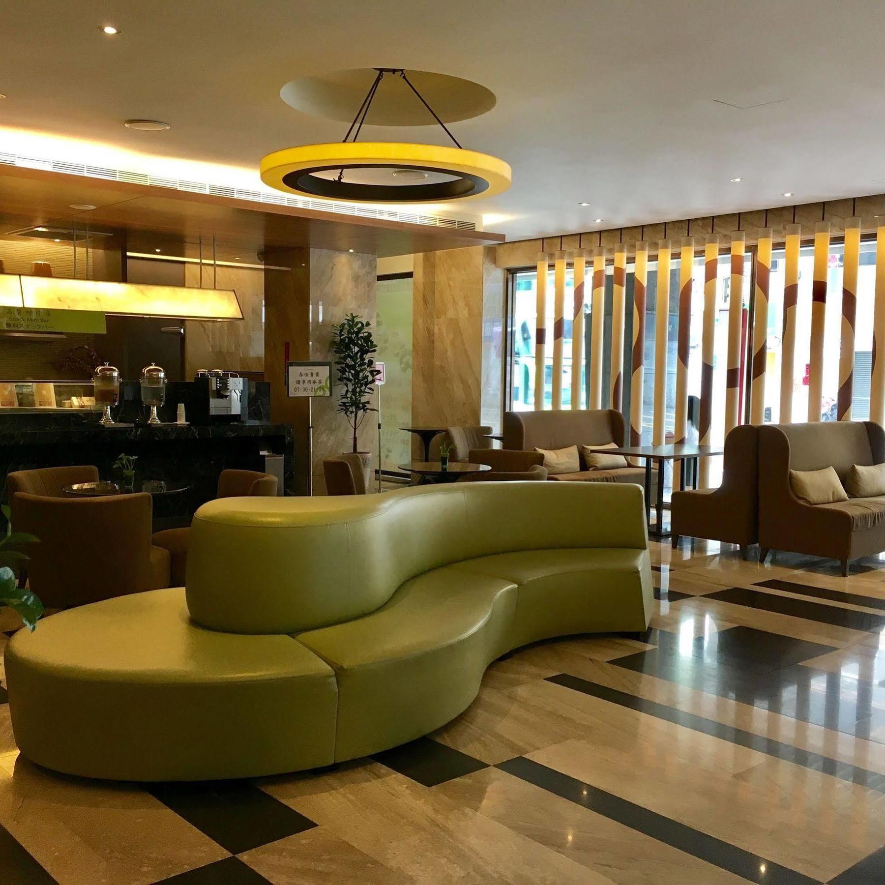 Park City Hotel Central Đài Trung Ngoại thất bức ảnh
