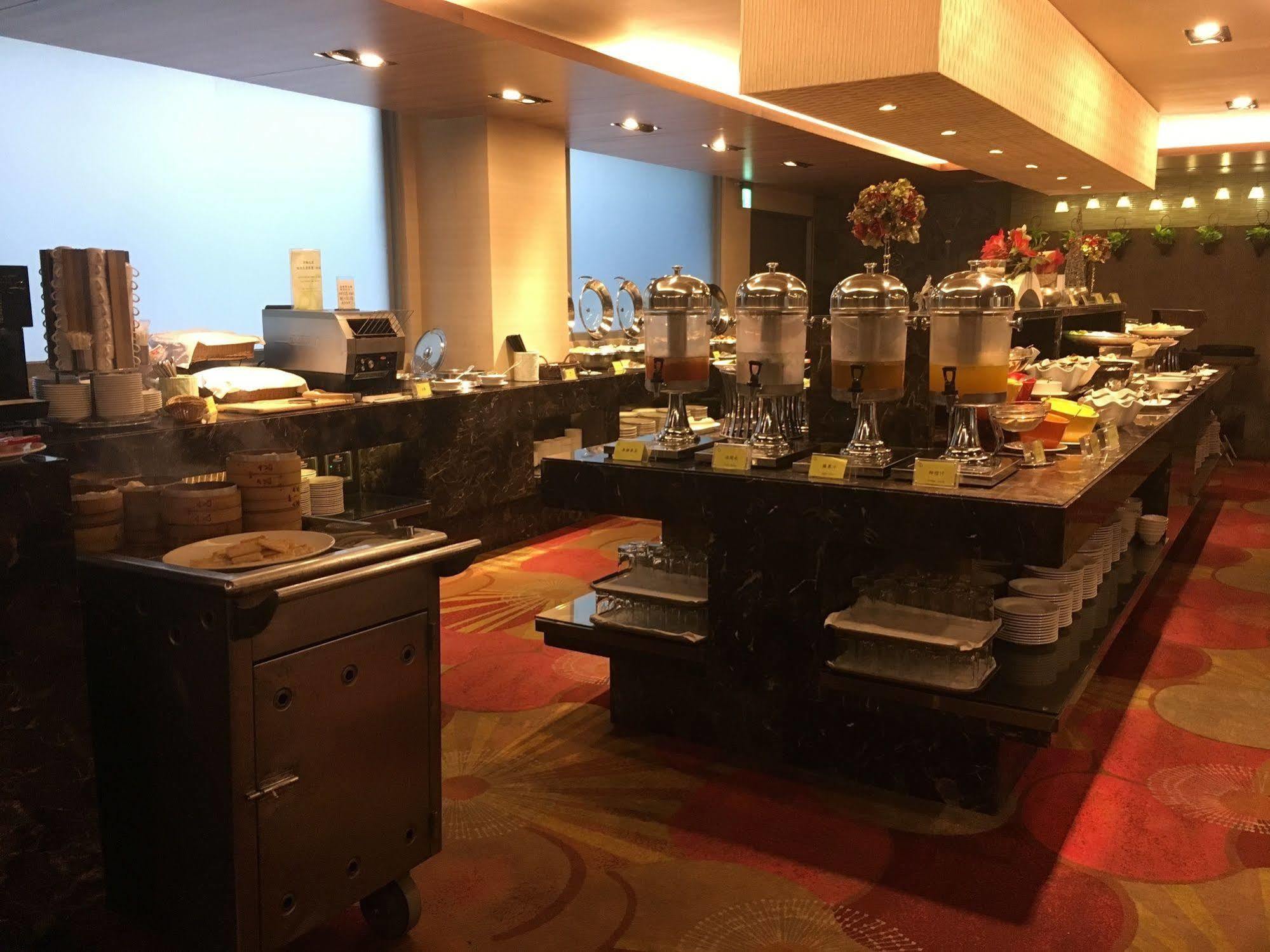 Park City Hotel Central Đài Trung Ngoại thất bức ảnh